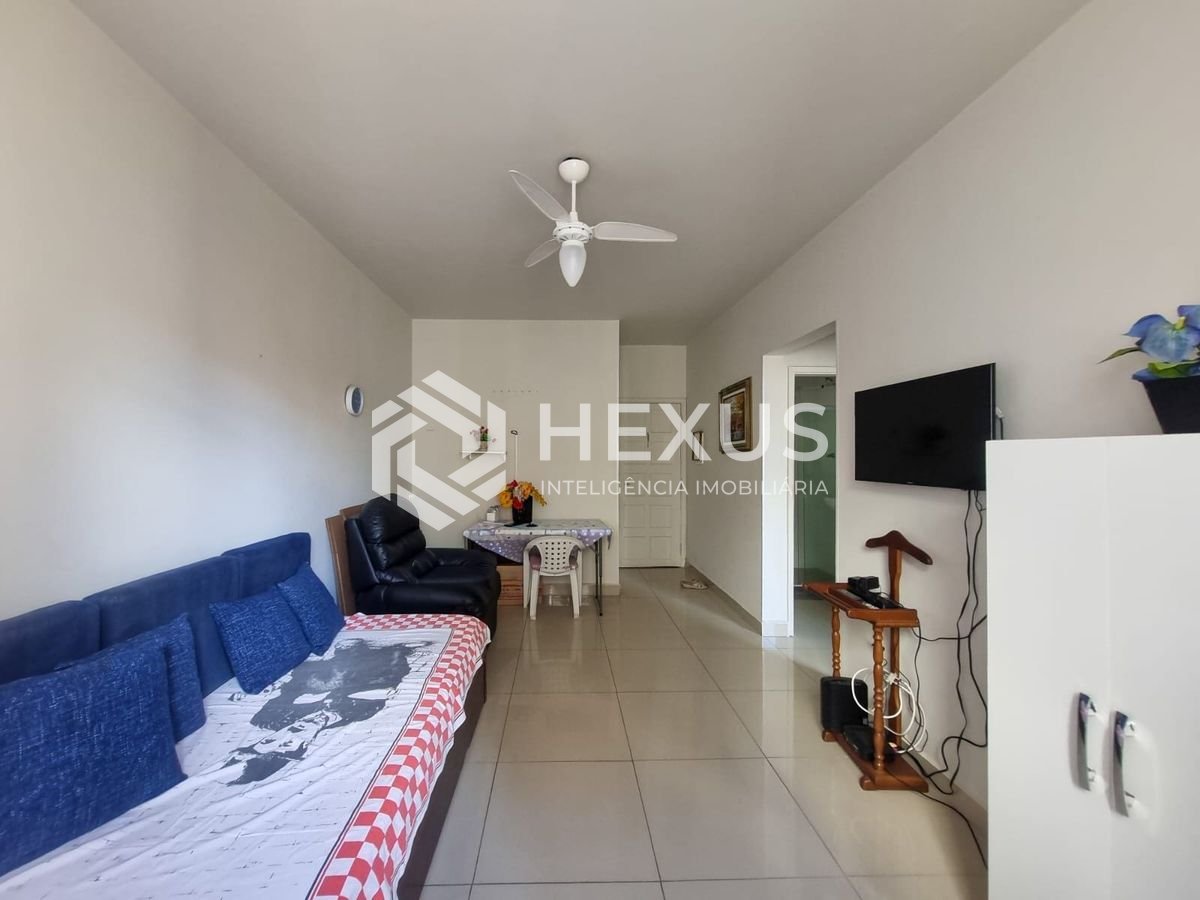 Foto 2 de Apartamento mobiliado na quadra mar da Praia das Pitangueiras, Guaruja