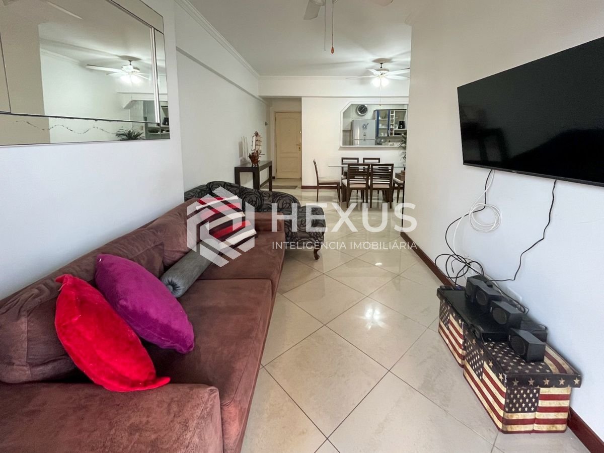 Foto 5 de Apartamento beira mar com varanda e lazer completo na Praia da Enseada, Guaruja