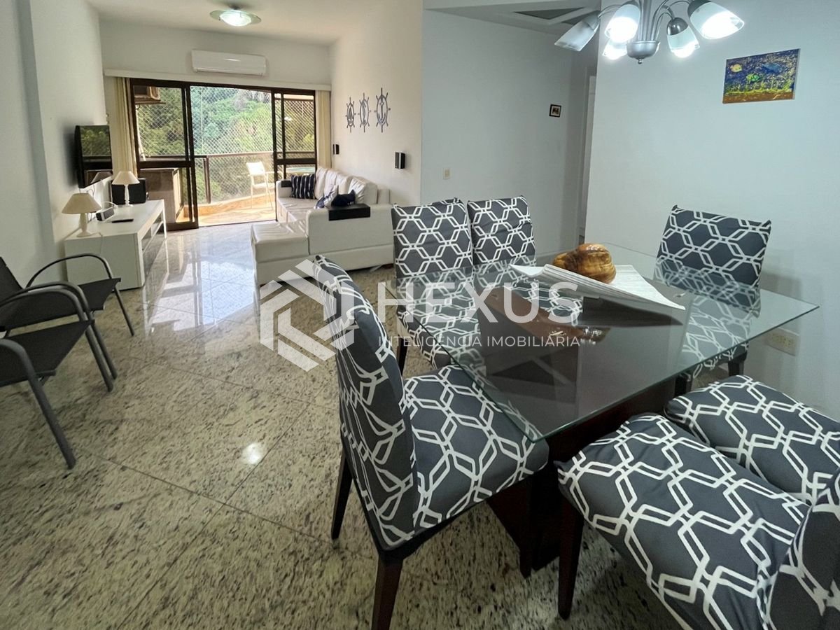Foto 2 de Apartamentocom beira mar com varanda e lazer de clube na Praia da Enseada, Guaruja