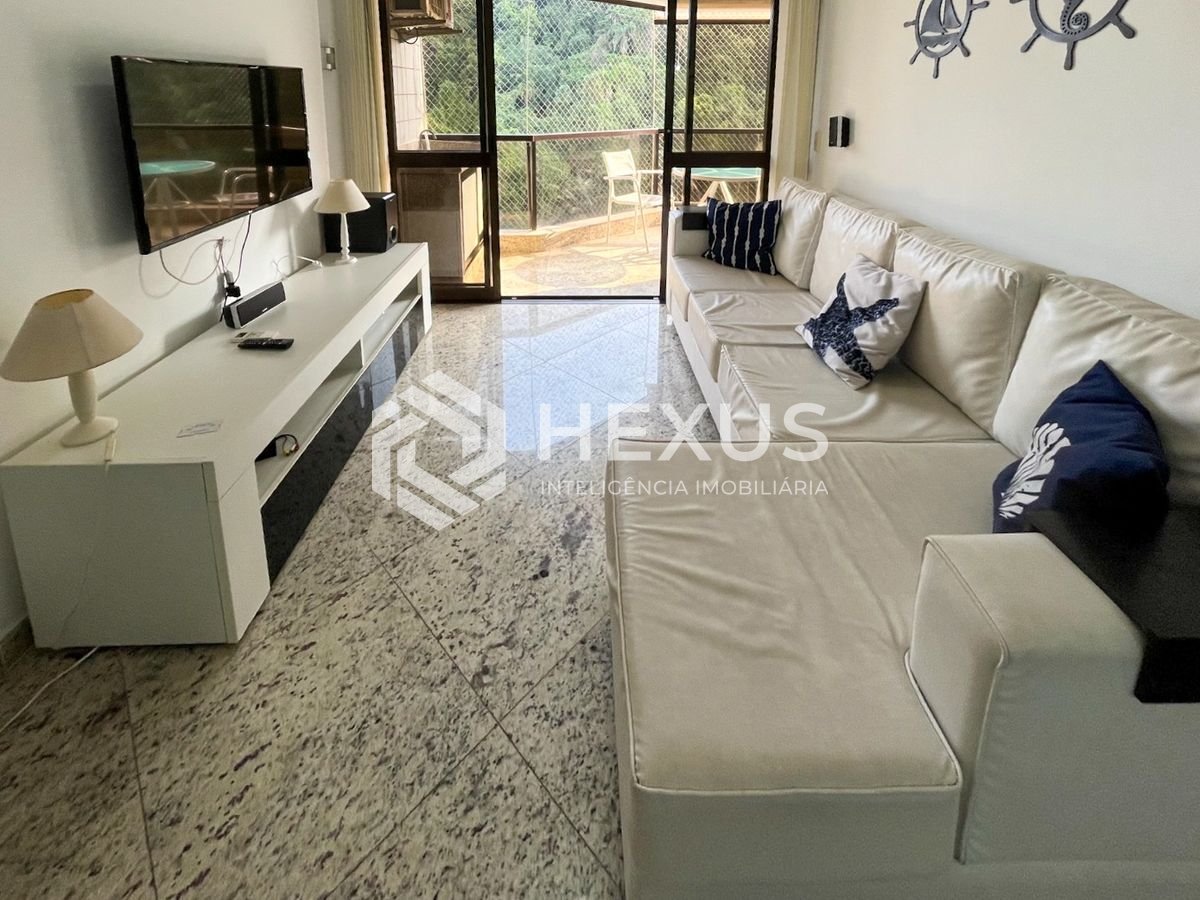 Foto 5 de Apartamentocom beira mar com varanda e lazer de clube na Praia da Enseada, Guaruja