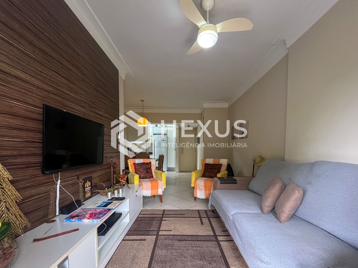 Foto 2 de Apartamento beira mar com varanda e lazer na Praia da Enseada, Guaruja