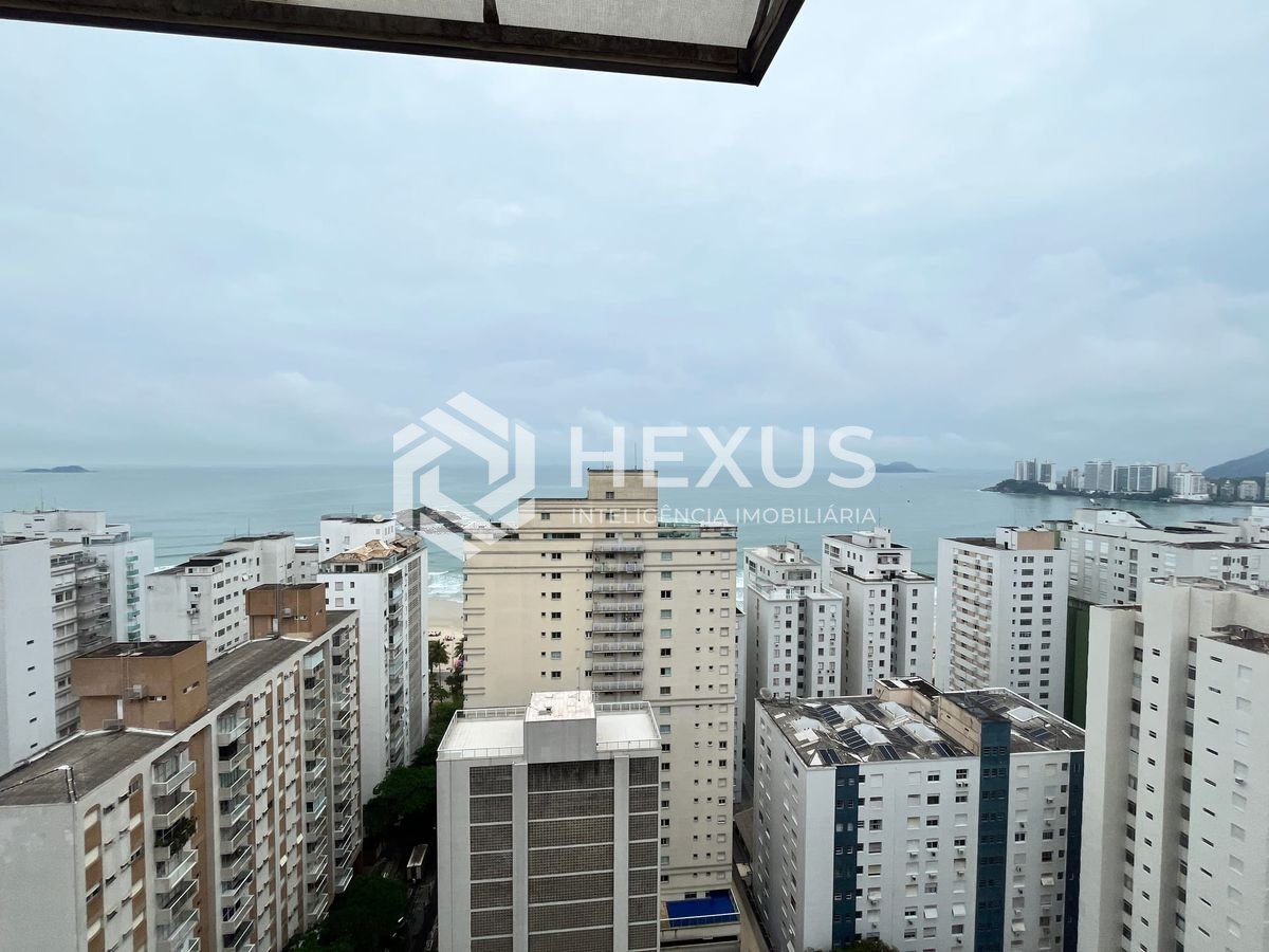 Foto 4 de Apartamento com vista mar e lazer a uma quadra da Praia das Pitangueiras, Guaruja