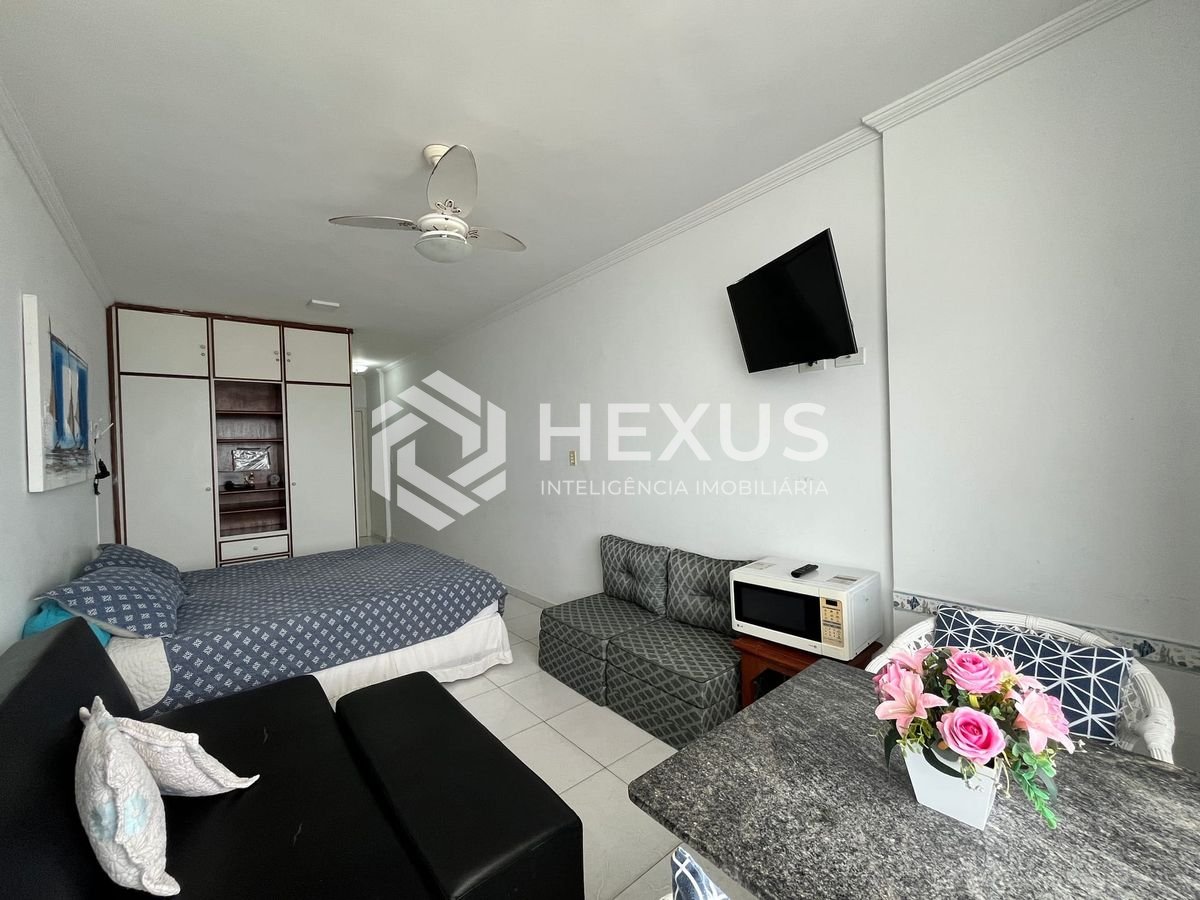 Foto 5 de Apartamento com vista mar e lazer a uma quadra da Praia das Pitangueiras, Guaruja
