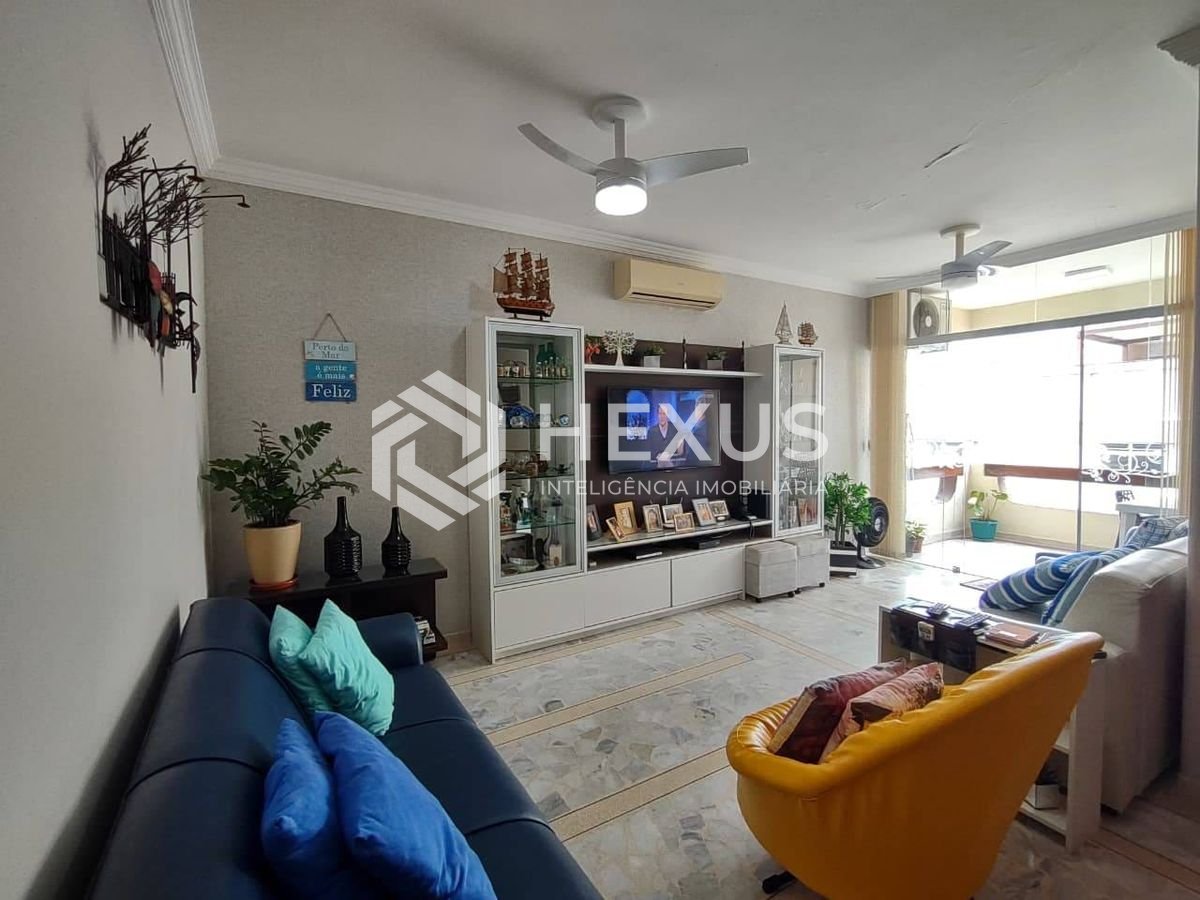 Foto 5 de Apartamento com varanda e lazer na Praia da Enseada, Guaruja