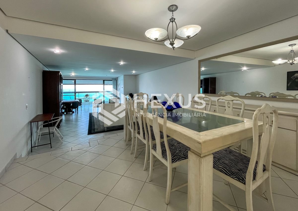 Foto 4 de Apartamento frente mar com varanda gourmet e lazer na Praia das Pitangueiras, Guaruja