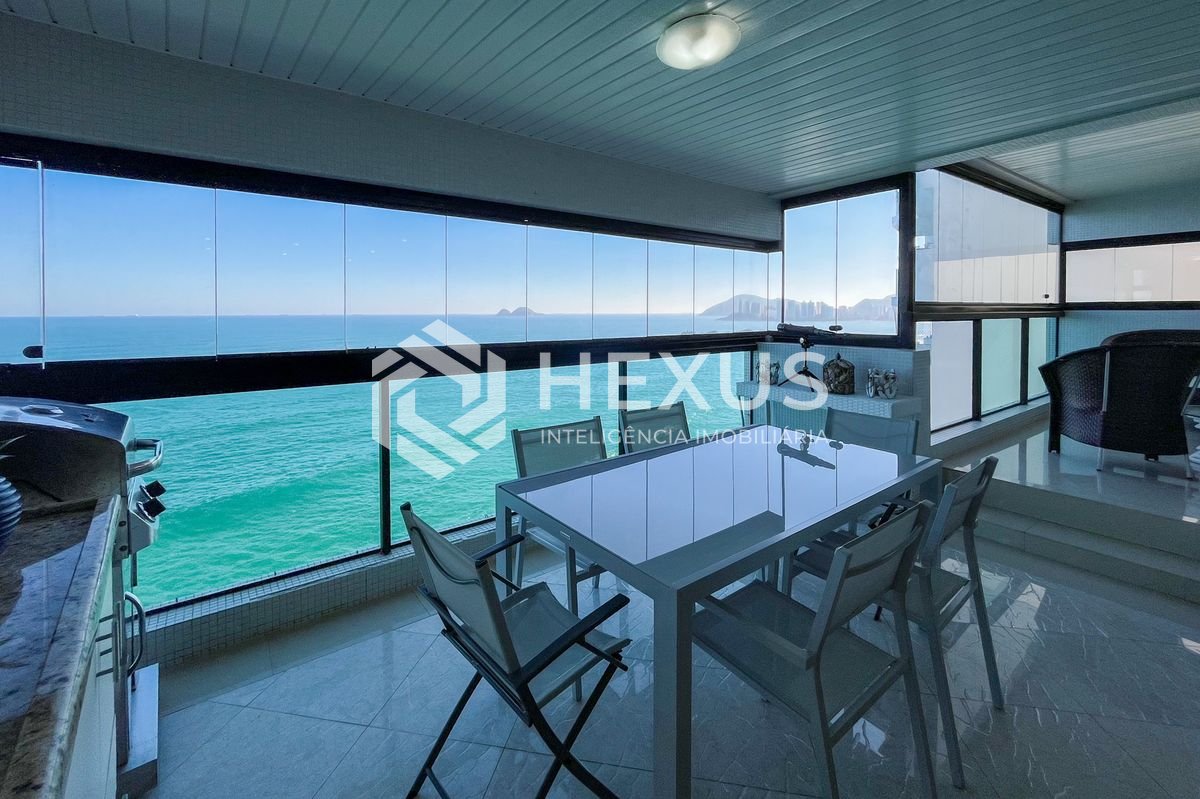 Foto 2 de Apartamento frente mar com varanda gourmet vista mar e lazer nas Pitangueiras, Guarujá