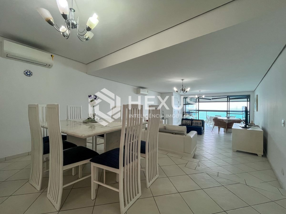 Foto 3 de Apartamento frente mar com varanda gourmet, lazer completo e vista mar na Praia das Pitangueiras, Guaruja