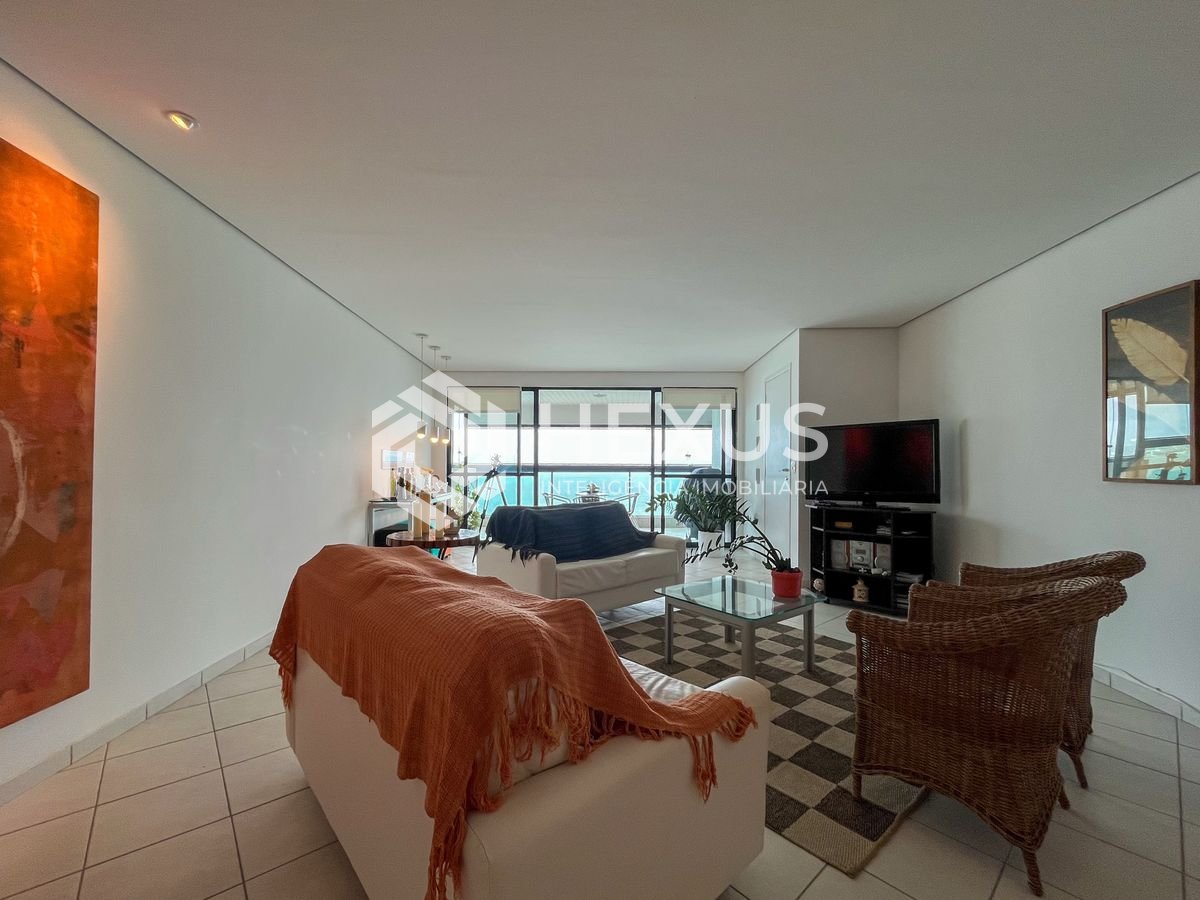 Foto 4 de Apartamento frente mar com varanda gourmet e lazer completo na Praia das Pitangueiras, Guaruja