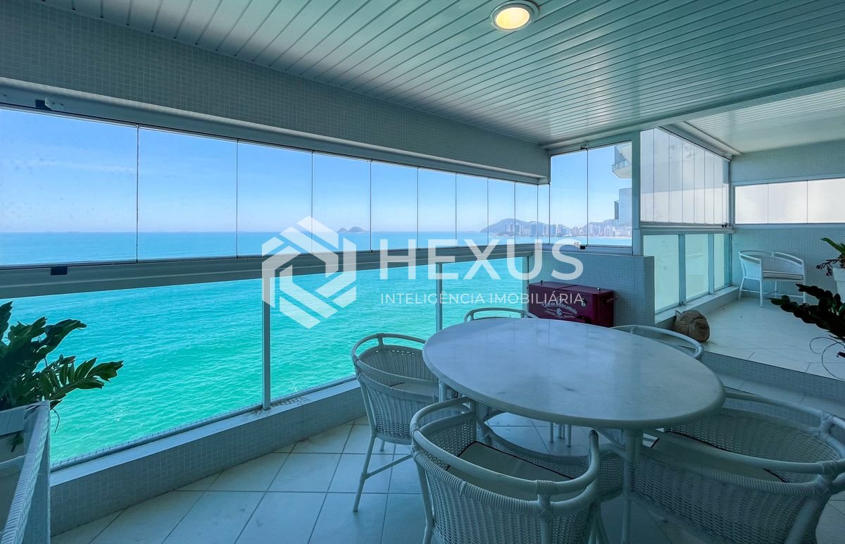 Apartamento em Pitangueiras — foto 1