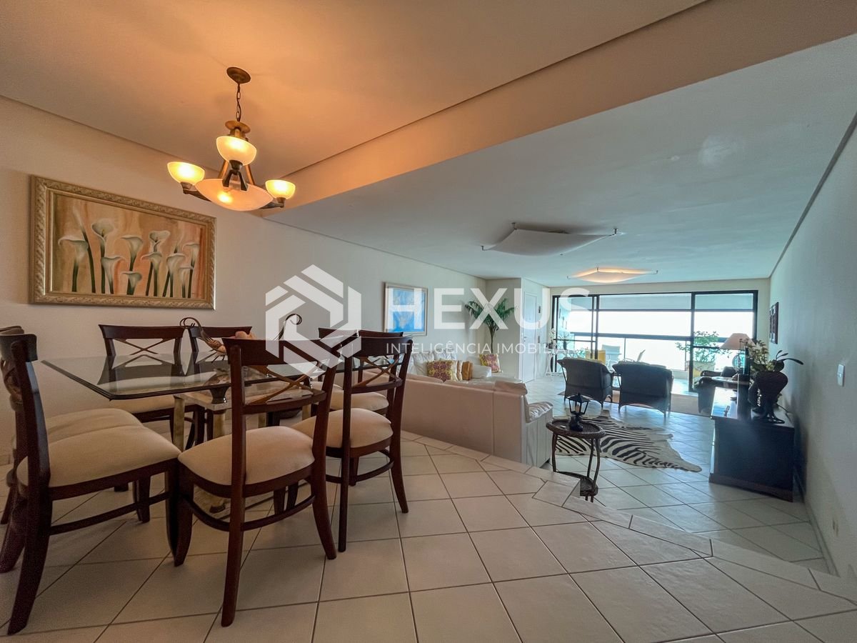 Foto 5 de Apartamento frente mar com varanda gourmet e lazer completo na Praia das Pitangueiras, Guaruja