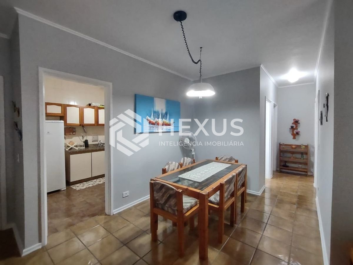 Foto 4 de Apartamento com varanda na Praia da Enseada, Guaruja
