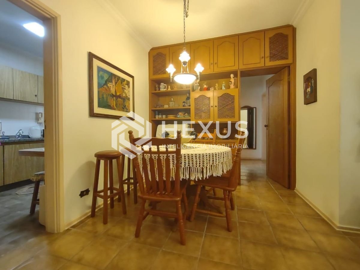 Foto 5 de Apartamento com varanda na Praia da Enseada, Guaruja