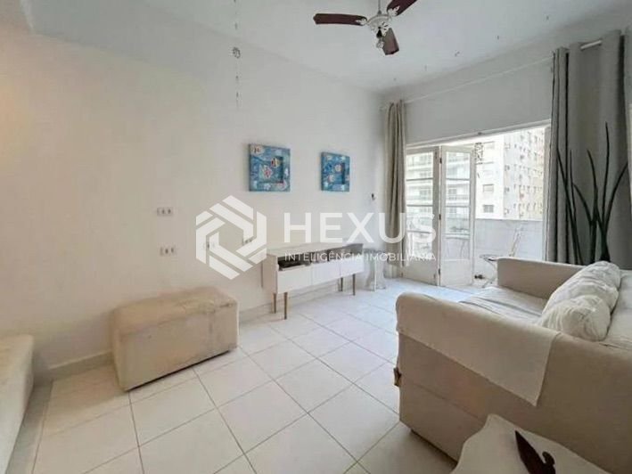 Foto 4 de Apartamento reformado com vista mar na beira mar da Praia das Pitangueiras, Guaruja