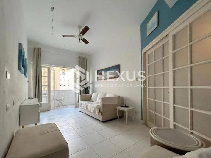 Foto 5 de Apartamento reformado com vista mar na beira mar da Praia das Pitangueiras, Guaruja