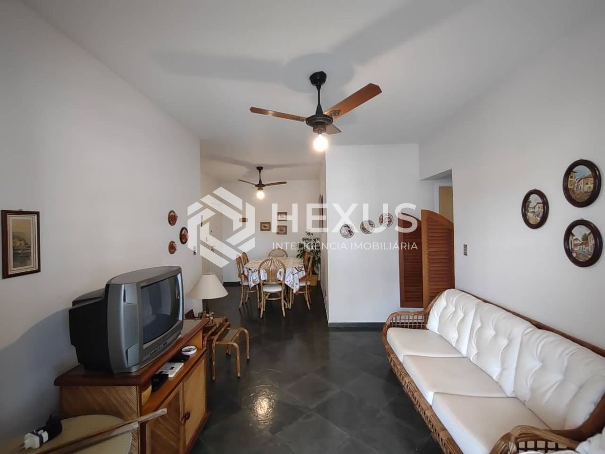 Foto 3 de Apartamento com varanda na Praia da Enseada, Guaruja