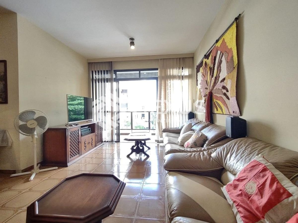 Foto 5 de Apartamento com varanda e lazer na Praia da Enseada à venda, Guarujá-SP.