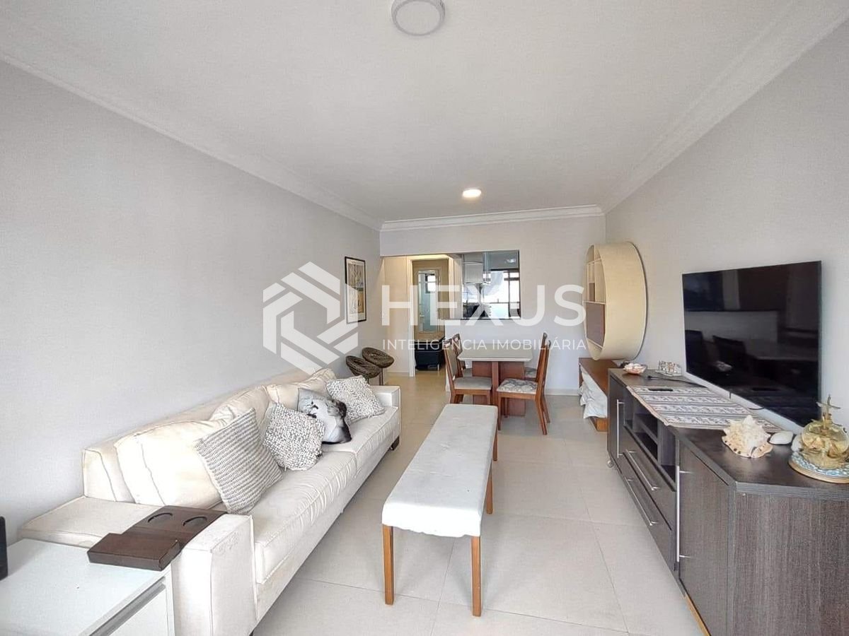 Foto 3 de Apartamento com varanda e lazer na Praia da Enseada à venda, Guaruja