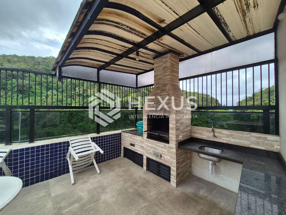 Foto 2 de Apartamento com lazer a duas quadras da Praia das Pitangueiras, Guaruja