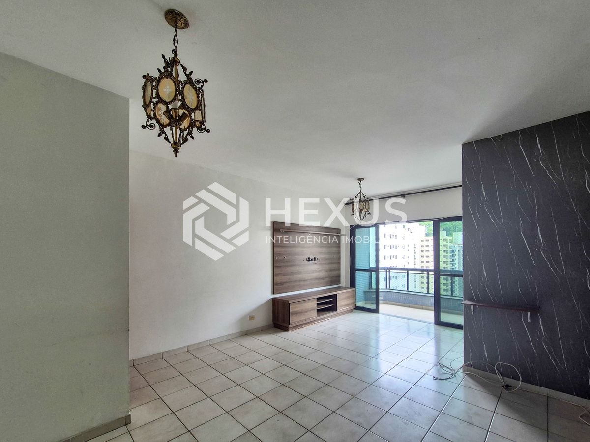 Foto 4 de Apartamento com varanda e lazer na Praia das Pitangueiras, Guaruja