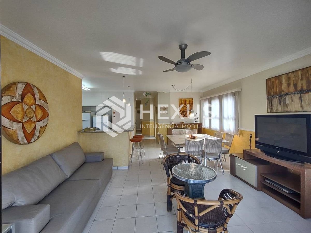 Foto 3 de Apartamento com varanda e lazer na Praia da Enseada, Guaruja