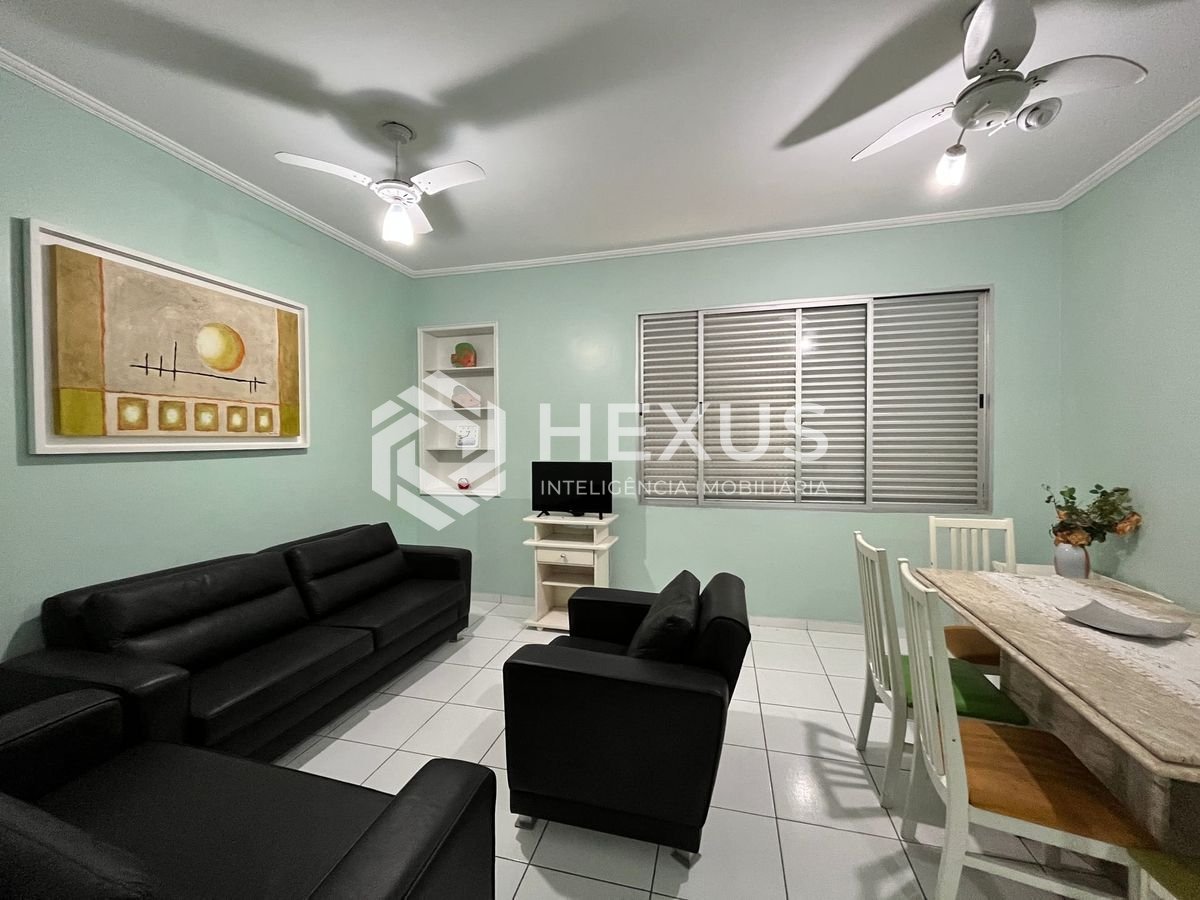 Foto 4 de Apartamento na quadra mar da Praia das Pitagueiras, Guaruja