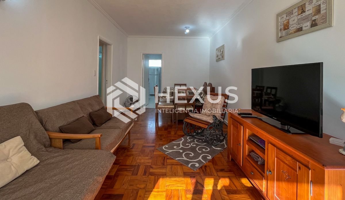 Foto 3 de Apartamento com varanda e vista mar na beira mar da Praia das Pitangueiras, Guaruja