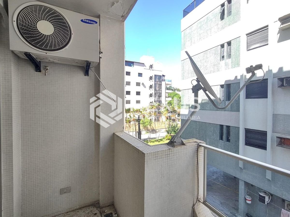 Foto 3 de Apartamento com varanda na região do Aquário na Praia da Enseada, Guaruja