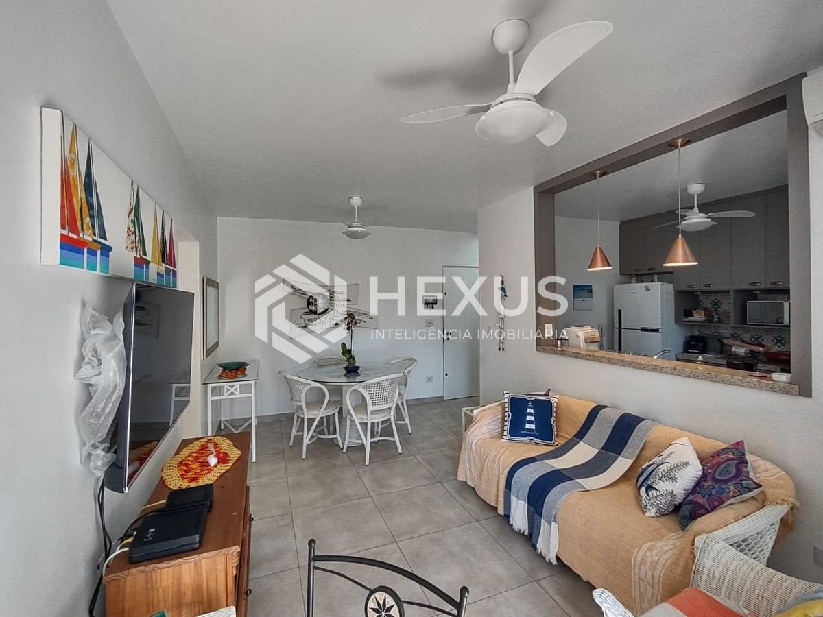 Foto 3 de Apartamento com varanda na Praia da Enseada, Guaruja