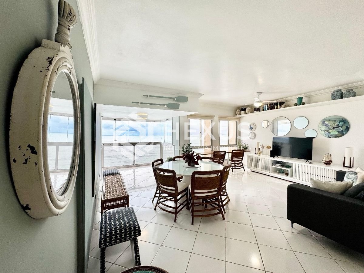 Apartamento em Pitangueiras — foto 1