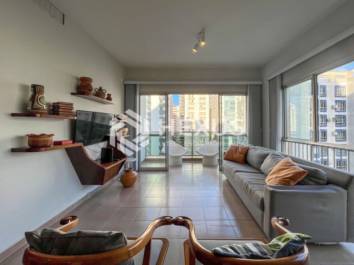 Foto 3 de Apartamento com varanda, lazer e vista mar na Praia das Pitangueiras, Guaruja