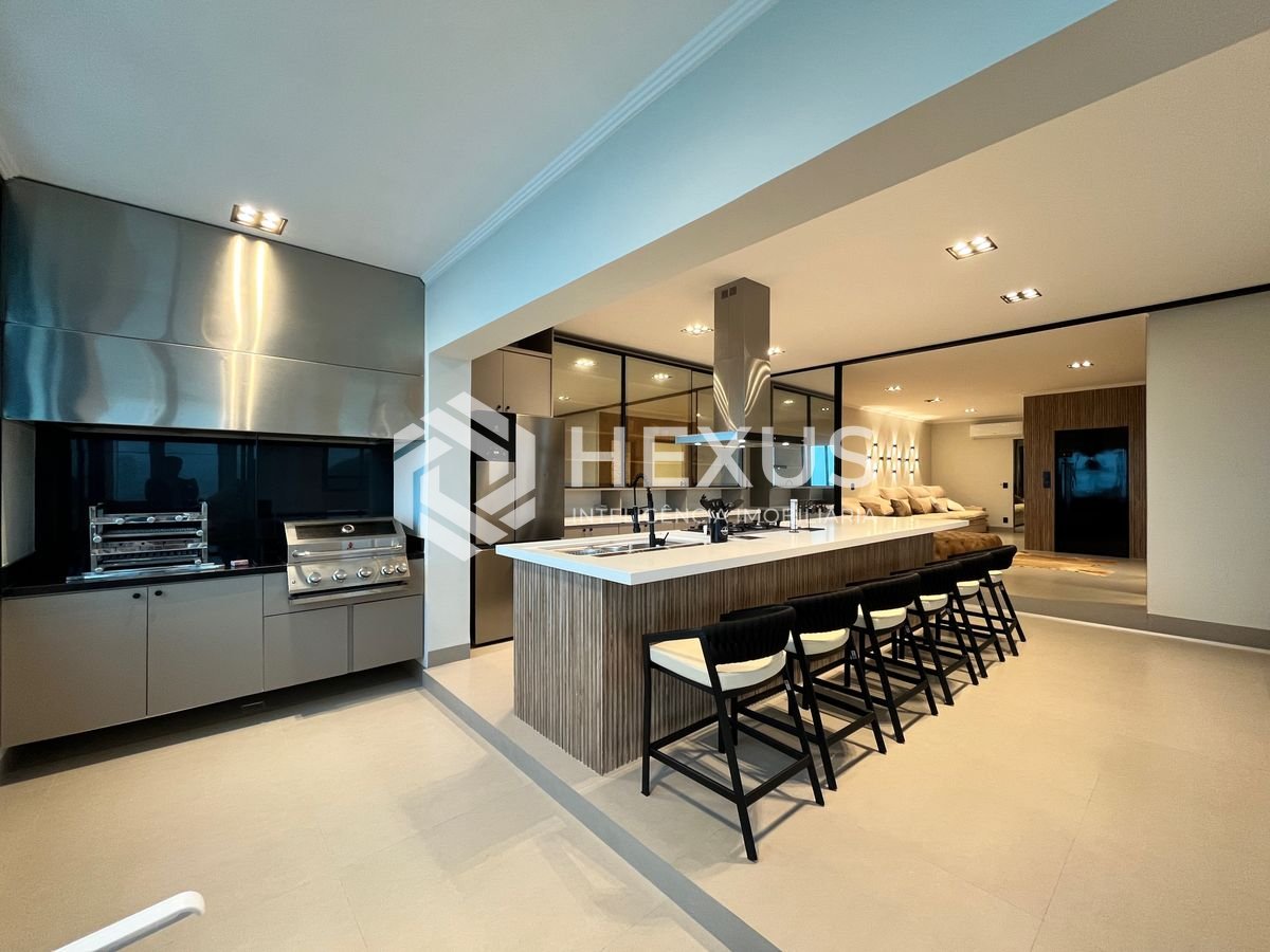 Apartamento em Pitangueiras — foto 1