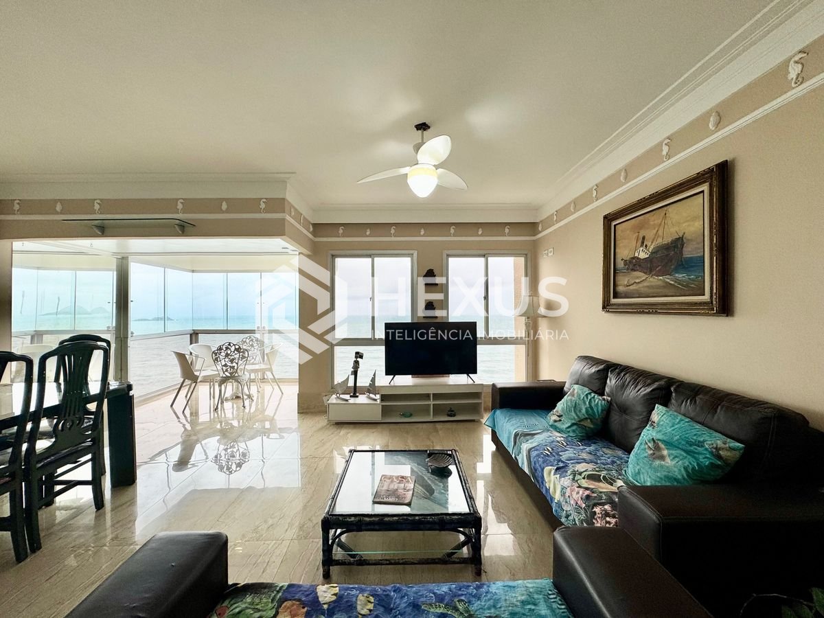 Foto 3 de Apartamento reformado frente mar com varanda vista mar no Morro do Maluf nas Pitangueiras, Guarujá