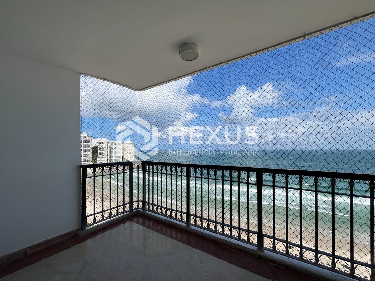 Apartamento em Pitangueiras — foto 1