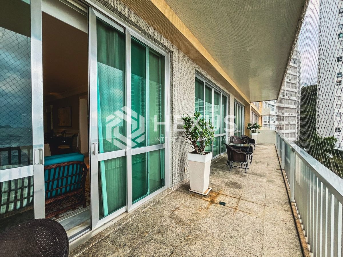 Apartamento em Pitangueiras — foto 2