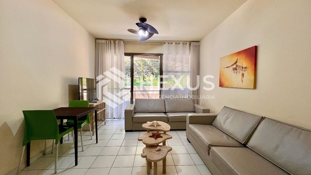 Foto 5 de Apartamento com varanda na quadra-mar da Praia das Pitangueiras, Guaruja