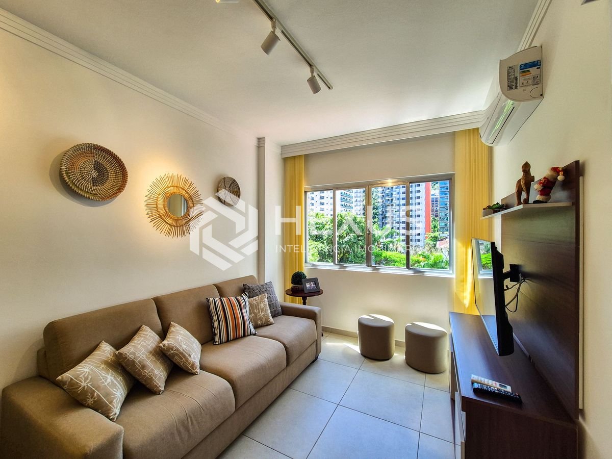 Foto 5 de Apartamento reformado com vista livre a uma quadra da Praia das Pitangueiras, Guaruja