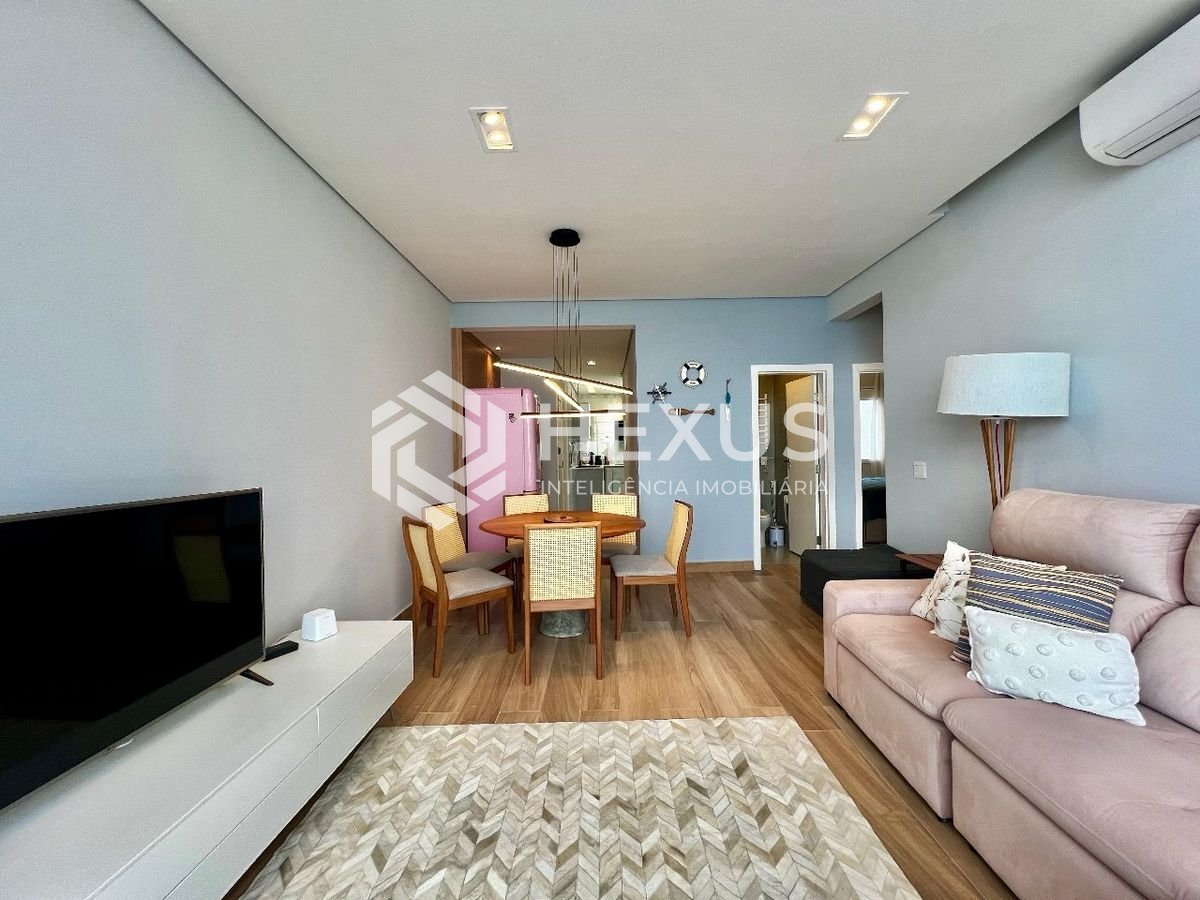 Foto 3 de Apartamento reformado frente mar na Praia das Pitangueiras, Guaruja