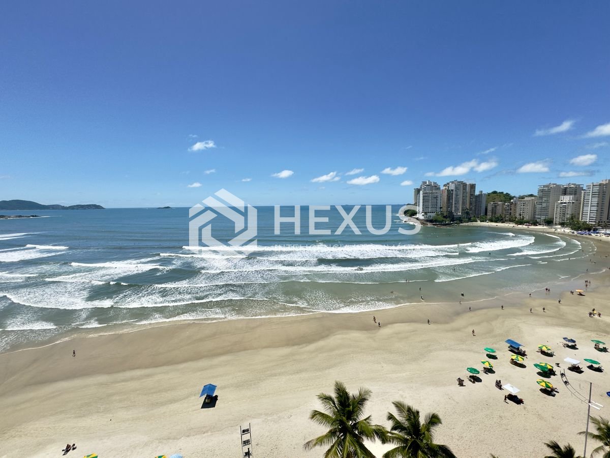 Foto 4 de Apartamento frente mar com varanda em prédio com lazer na beira mar da Praia das Astúrias, Guarujá-SP.
