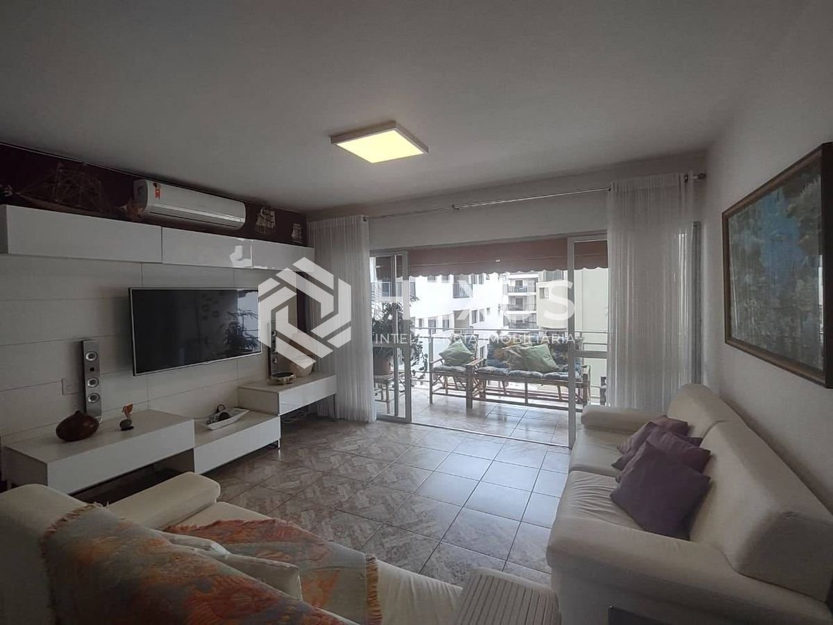 Foto 5 de Apartamento com varanda e lazer na Praia da Enseada, Guaruja