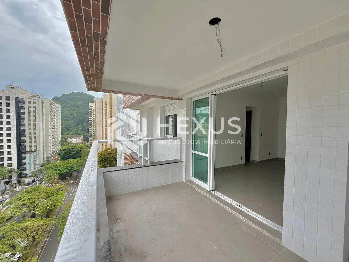Foto 3 de Apartamento com varanda gourmet e lazer em prédio novo na Praia das Pitangueiras, Guaruja