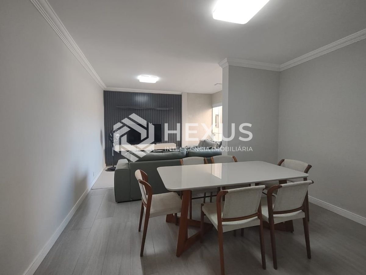 Foto 5 de Apartamento com varanda e lazer na Praia da Enseada, Guaruja