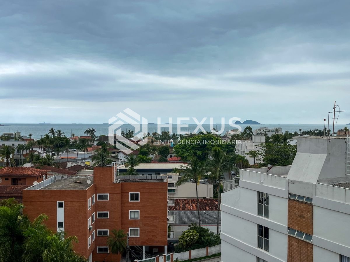 Foto 2 de Apartamento com varanda e lazer na Praia da Enseada, Guaruja