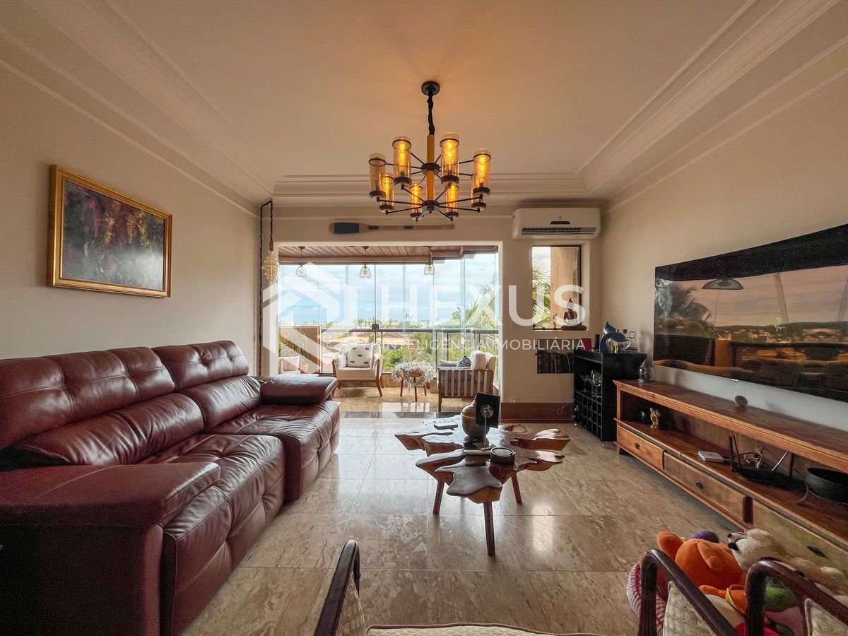 Foto 5 de Apartamento com varanda e lazer na Praia da Enseada, Guaruja