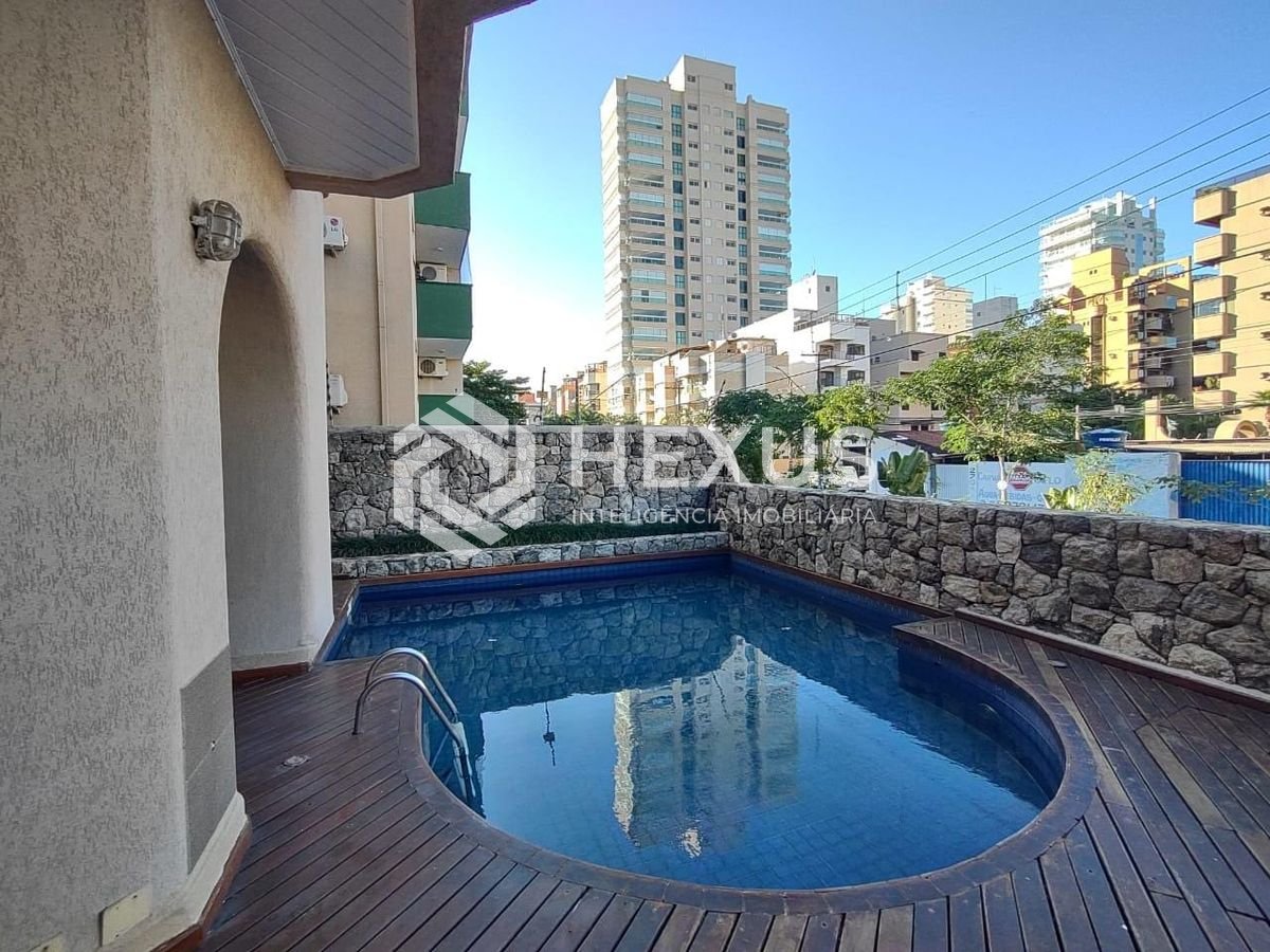 Apartamento na Enseada — foto 1
