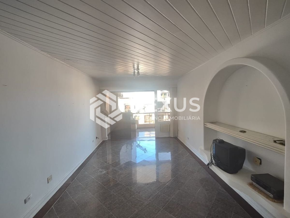 Foto 4 de Apartamento com varanda e lazer na Praia da Enseada, Guaruja