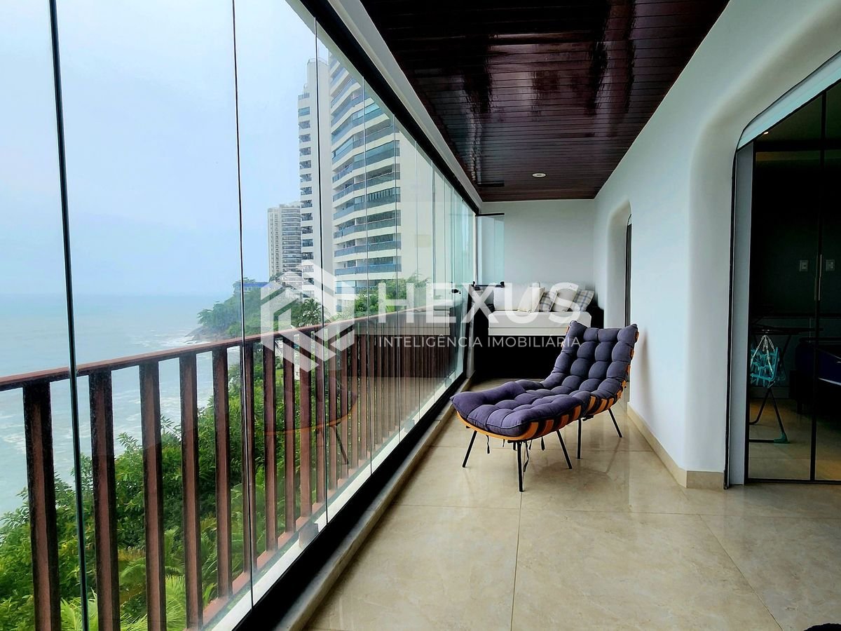 Foto 5 de Apartamento reformado frente mar com varanda e lazer na Praia das Asturias, Guaruja