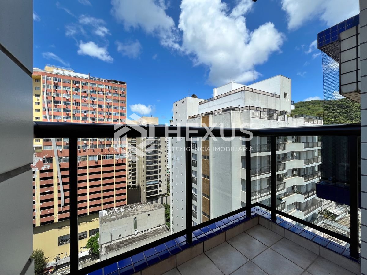 Apartamento em Pitangueiras — foto 1