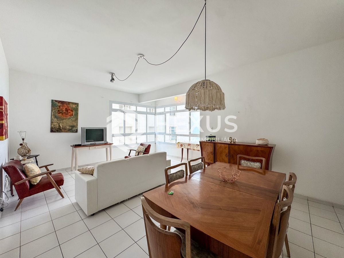 Foto 4 de Apartamento frente mar com varanda vista mar e lazer nas Pitangueiras, Guarujá