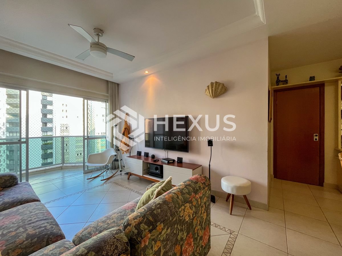 Foto 5 de Apartamento com varanda vista mar e lazer na Praia das Pitangueiras, Guaruja