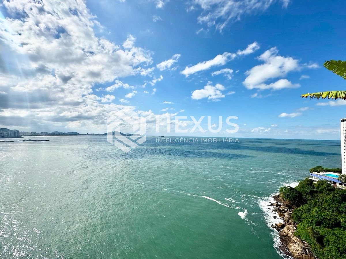 Foto 4 de Apartamento Frente para o mar à venda na Praia das Astúrias Guarujá, localização privilegiada. Confira!